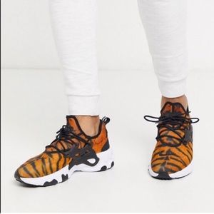 BRAND NEW Nike React Presto Magma Tiger Print